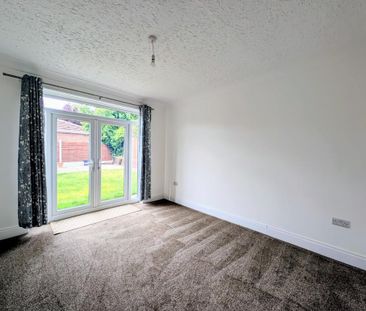 3 bedroom detached house to rent - Photo 4