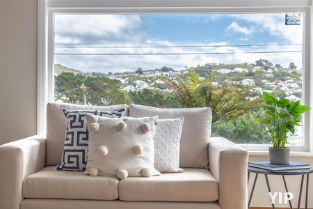 102 Helston Road, Paparangi - Photo 2