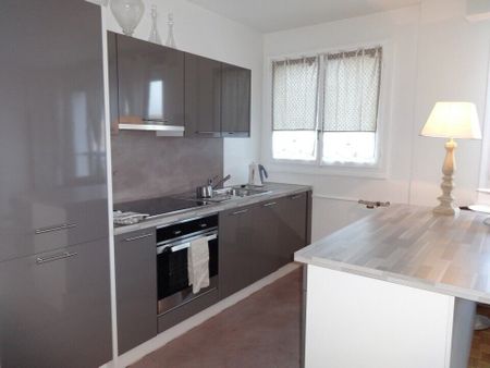 Beautiful furnished apartment comprising: - Photo 4