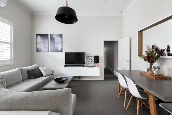 Charming Updated Victorian in a Prized Carlton North Location - Photo 1