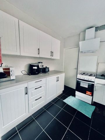 Room in a Shared House, Norbury Crescent, SW16 - Photo 4