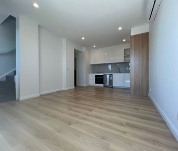 2 Bedroom Townhouse - Photo 4