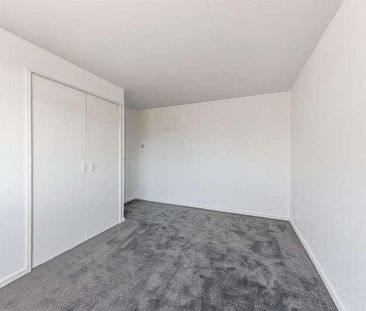 Coal Road, Leeds, LS14 - Photo 2