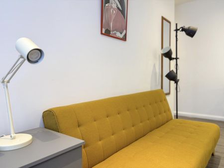 1 bedroom flat to rent - Photo 5