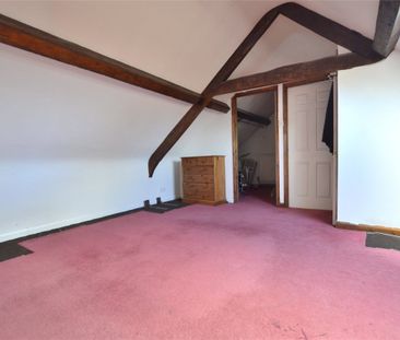 The Green, Frampton On Severn, Gloucester, Gloucestershire, GL2 - Photo 4