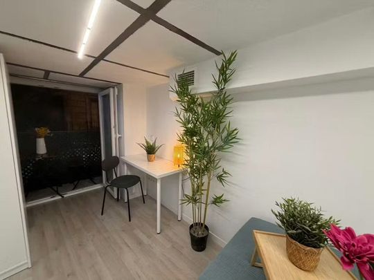 Calle de Hortaleza, Madrid, Community of Madrid 28004 - Photo 1