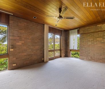 Spacious Home I Ideal Location - Photo 5