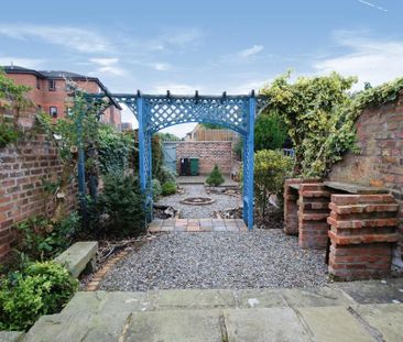 3 bedroom terraced house to rent - Photo 6