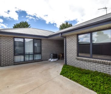 4b Hurford Place, Orange. - Photo 2