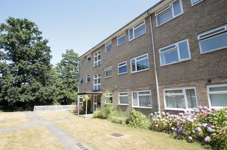 Oakdene Court, Walton on Thames - Photo 5