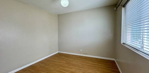 1 Bed + 1 Bath Apartment for Rent - Photo 2