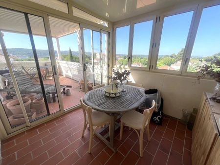 Location Appartement 4 pièces 102m² AIX EN PROVENCE 90ème - Photo 3