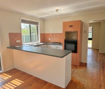 FAMILY HOME - Photo 4