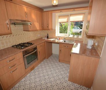 2 bedroom terraced house to rent - Photo 6