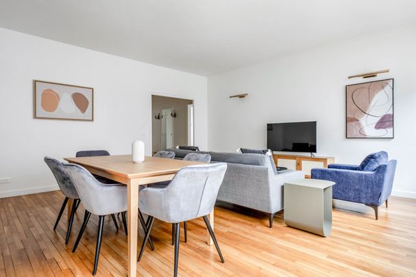 Boulevard Haussmann - Photo 1