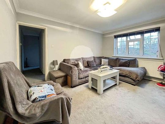 Hillmead Court, Taplow, SL6 - Photo 1