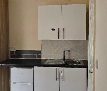 Studio Flat, Denmark Road, SE25 - Photo 5