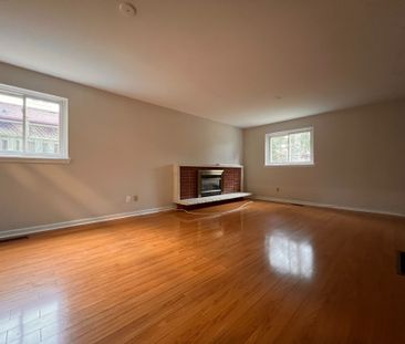 For Lease - 3195 Valmarie Avenue, Mississauga, Ontario - Photo 3