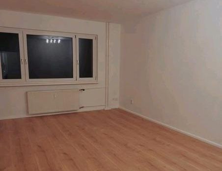 3-Zimmer-Wohnung bezugsfrei Spandau - Foto 1