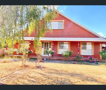 31 Rowan Parade, Wendouree, Vic 3355 - Photo 3
