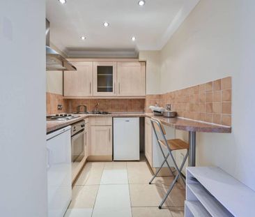 1 bedroom flat to rent - Photo 6