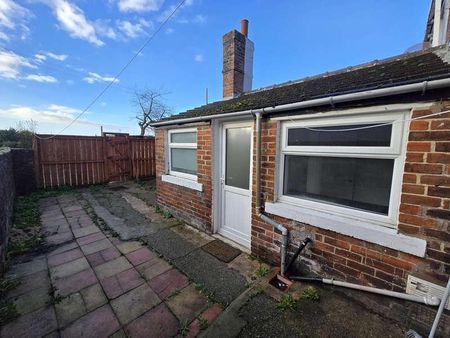 Hedley Terrace, South Hetton, Durham, DH6 - Photo 4