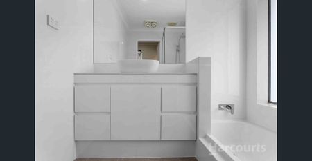 Old Halls Head Gem - Freshly Painted - Photo 2