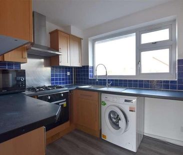 London Road, Redhill, RH1 - Photo 5