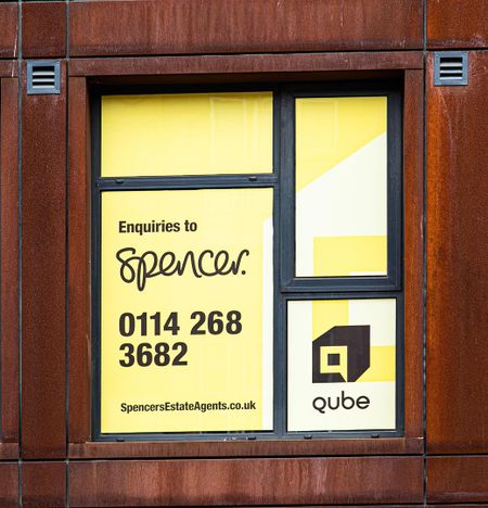 Rent QUBE, Sheffield, S1 £1,100pcm - Photo 2