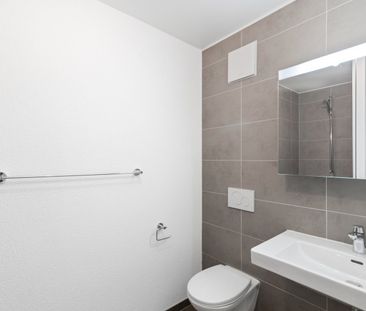 Grand balcon, beaux volumes et luminosité exceptionnelle ! - Foto 4