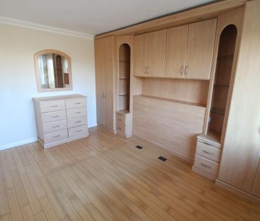 2 bedroom detached bungalow to rent - Photo 2