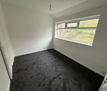 2 bedroom semi-detached house to rent - Photo 4