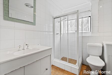 Top Floor Unit in Ideal Location - Photo 5