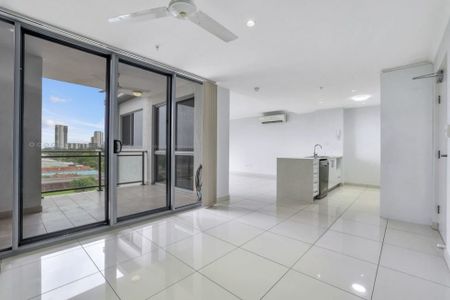 602/6 Finniss Street - Photo 3