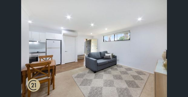 2 Bedroom Granny Flat | CTHS Catchment - Rent includes water, gas & lawns - Photo 1