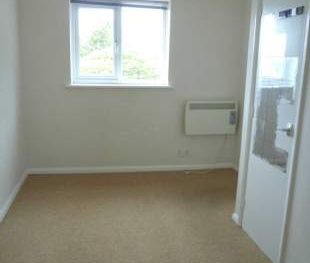 1 bedroom property to rent in Chichester - Photo 6