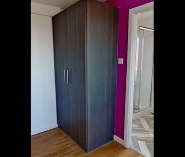 Room in a Shared Flat, South Hunter Street, L1 - Photo 4