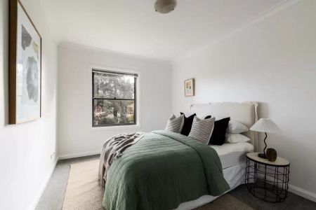 Lifestyle retreat in enviable 'Eversleigh Estate' - Photo 4