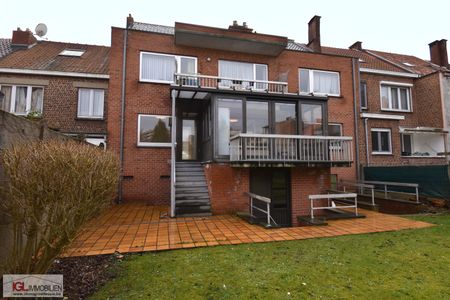 Ruim appartement met 3 slaapkamers en tuin! - Photo 3