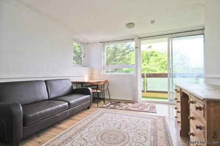 2 bedroom property to rent in Sutton - Photo 3