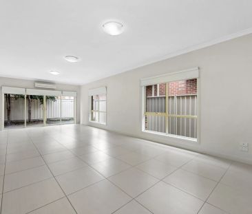 Spacious Four-bedroom Townhouse In A Most Convenient Location - Photo 6