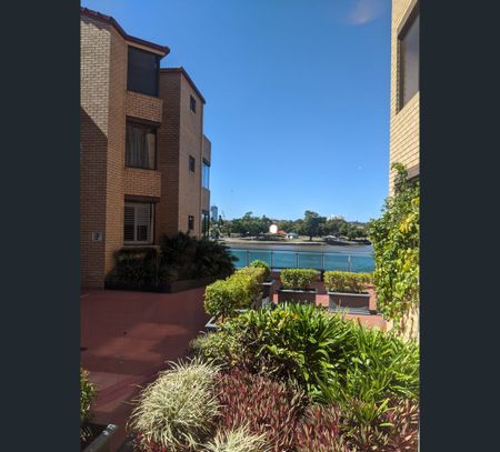 5/44 Brisbane Street, Toowong, Qld 4066 - Photo 5