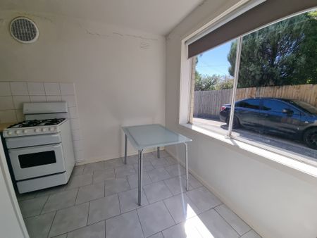 2 Bedroom Apartment - Close to Monash University - Photo 4