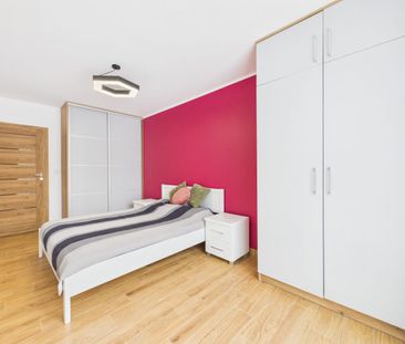 Ciche mieszkanie z dwoma miejscami w garażu! 47.35 m² - Фото 6