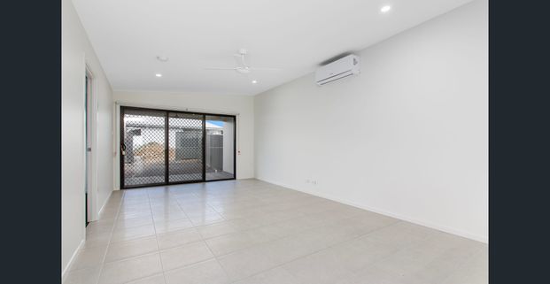 Modern Four Bedroom Duplex - Photo 1
