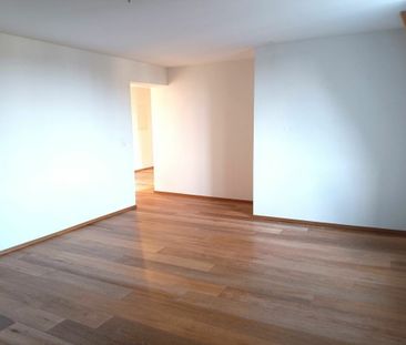 Beautiful 2.5 room apartment - Photo 1