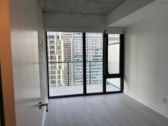 For Lease - 47 Mutual Street Unit# 2704, Toronto, Ontario - Photo 1