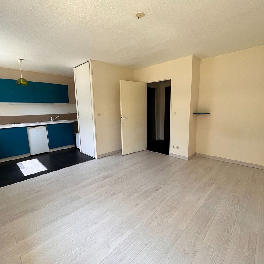 Location appartement 1 pièce, 30.86m², Reims - Photo 1