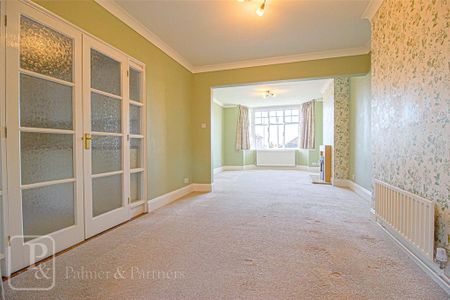 3 bedroom semi-detached house to rent - Photo 3