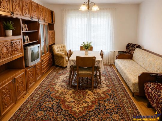 Corp de casa cu 3 camere, parcare in curte, Drumul Poienii, - Photo 1